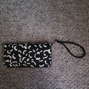 A New Day Black And White Leopard Print Wristlet